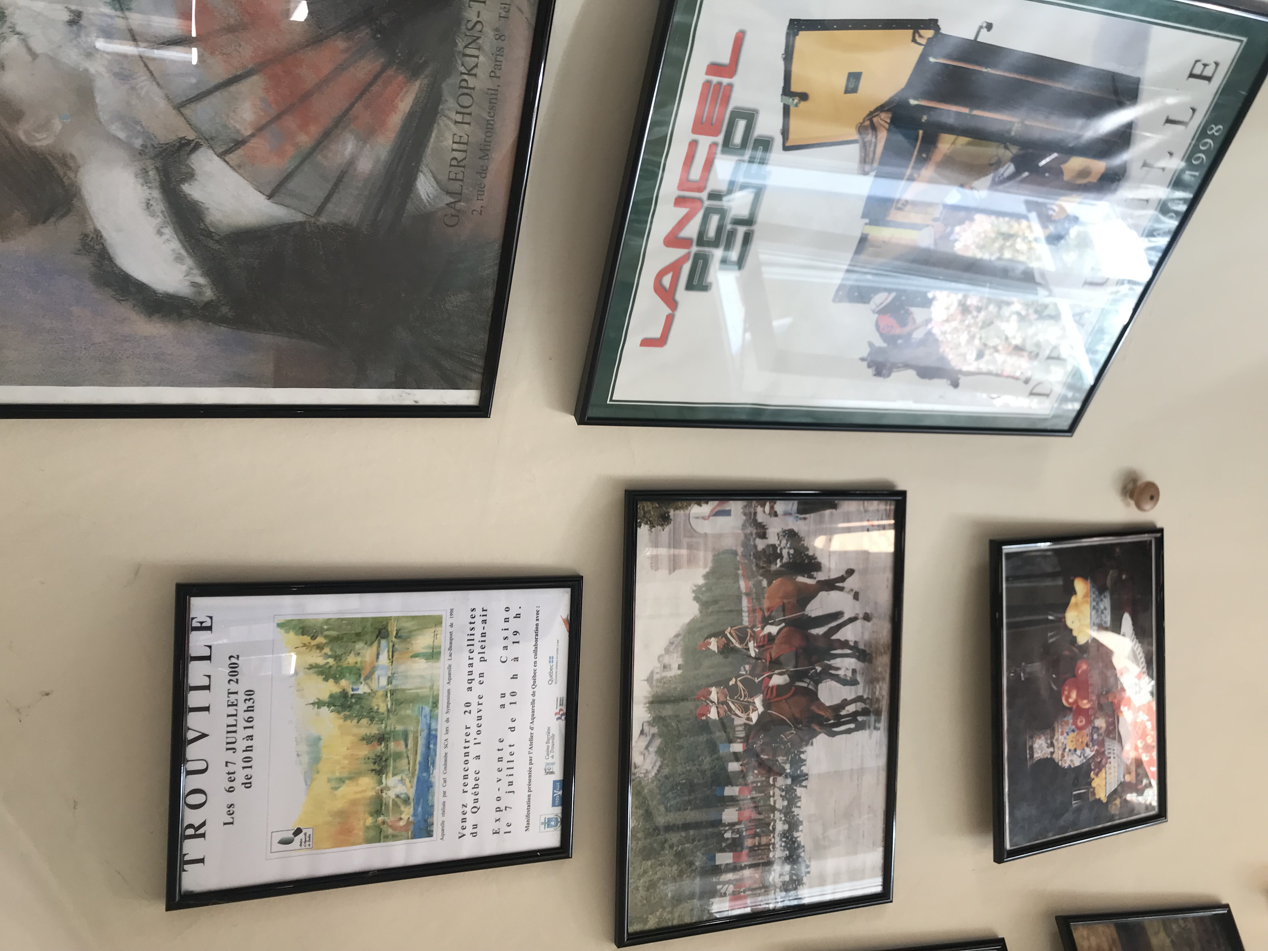 Affiches encadrees (4)